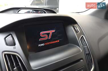 Хэтчбек Ford Focus 2017 в 