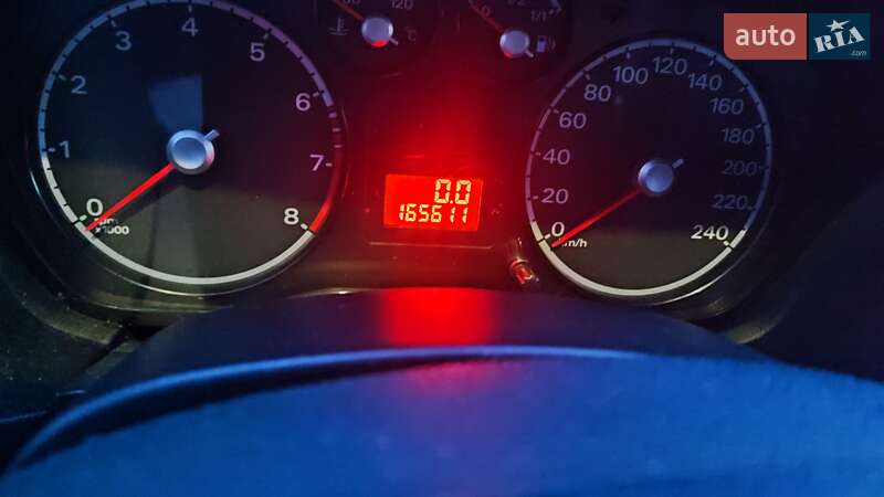 Хэтчбек Ford Focus 2011 в Киеве