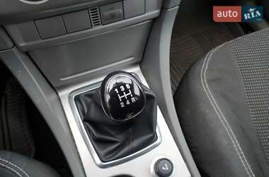 Хэтчбек Ford Focus 2010 в 
