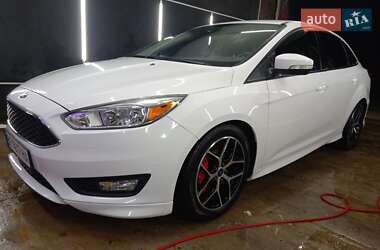 Седан Ford Focus 2015 в 