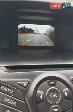 Седан Ford Focus 2014 в 