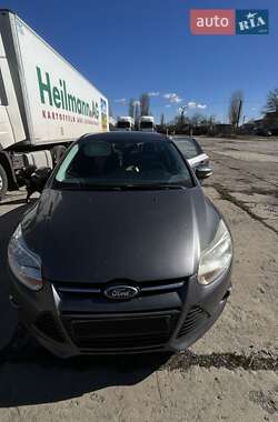 Седан Ford Focus 2014 в 