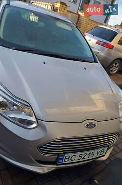 Хэтчбек Ford Focus 2013 в 