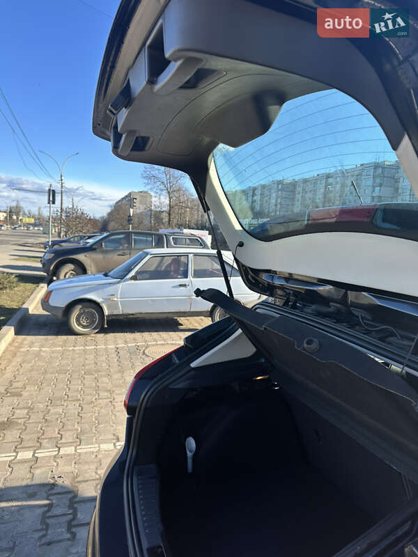 Хэтчбек Ford Focus 2013 в Сумах фото 15 Хэтчбек Ford Focus 2013 в Сумах