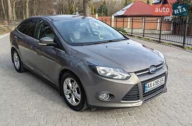 Седан Ford Focus 2013 в 