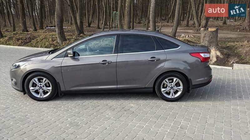 Седан Ford Focus 2013 в Львове