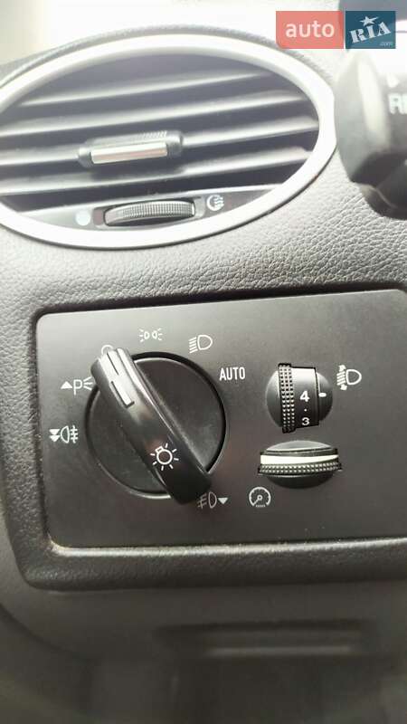 Универсал Ford Focus 2010 в Луцке