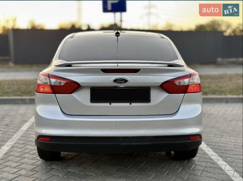 Седан Ford Focus 2014 в Запорожье