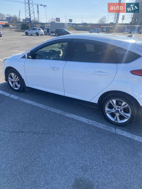 Хэтчбек Ford Focus 2013 в Ужгороде фото 10 Хэтчбек Ford Focus 2013 в Ужгороде