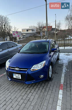 Седан Ford Focus 2012 в 