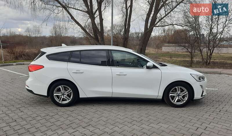 Универсал Ford Focus 2019 в Хмельницком
