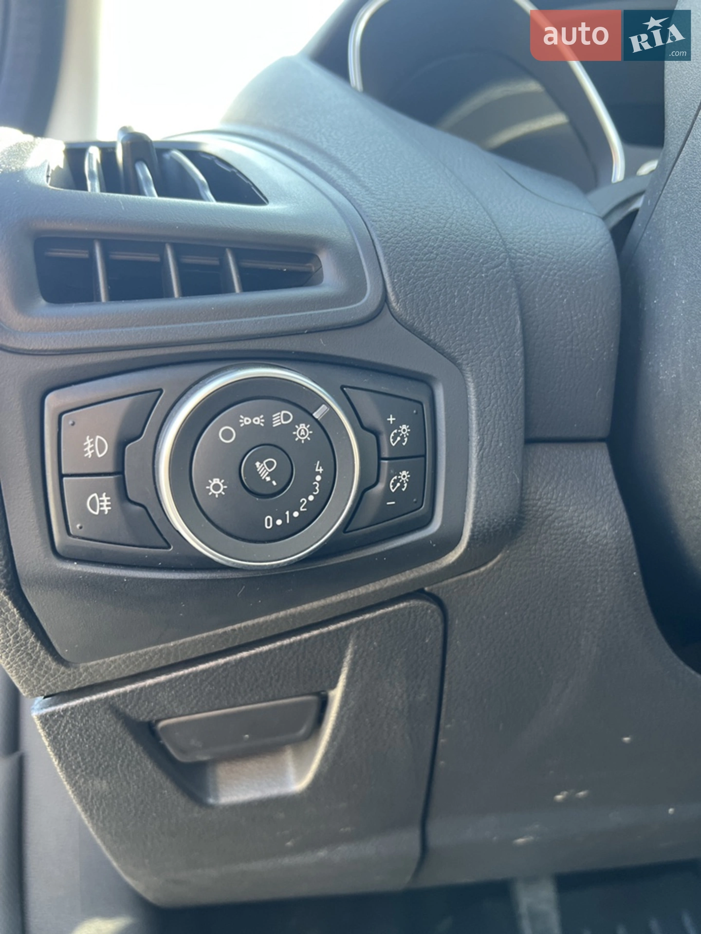 2018 Ford Focus - мініатюра 7