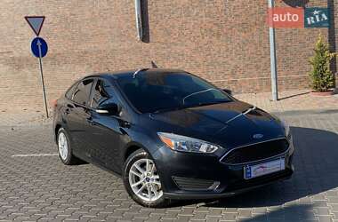 Седан Ford Focus 2015 в 