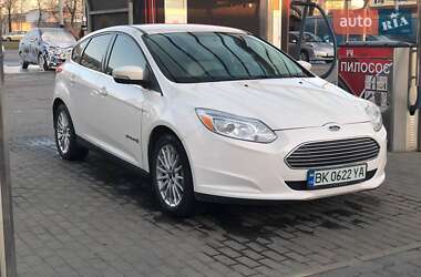 Хэтчбек Ford Focus 2014 в Ровно
