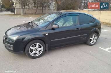 Хэтчбек Ford Focus 2006 в Киеве