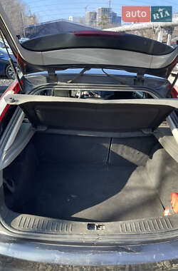 Хэтчбек Ford Focus 2010 в 