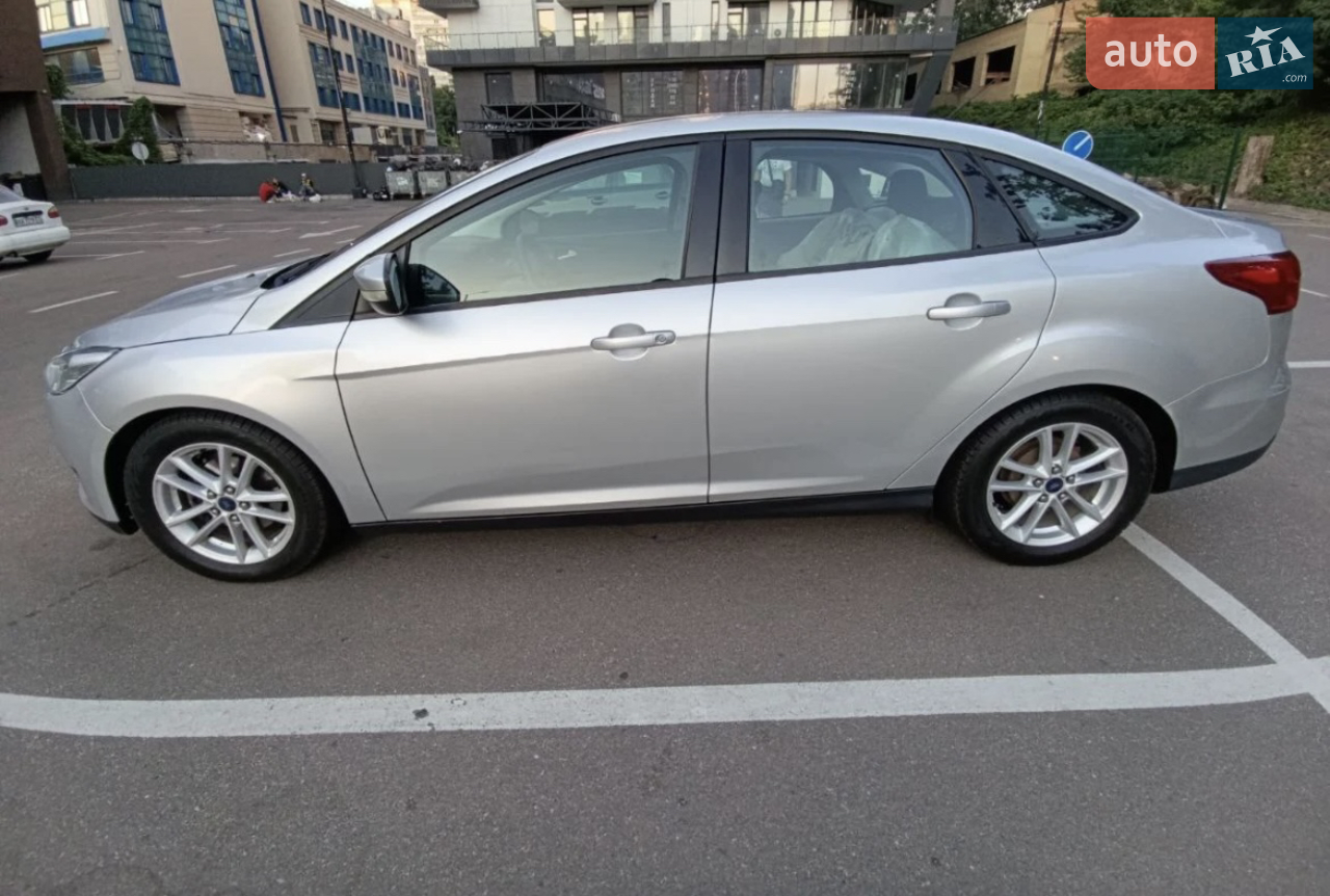 2016 Ford Focus - мініатюра 27