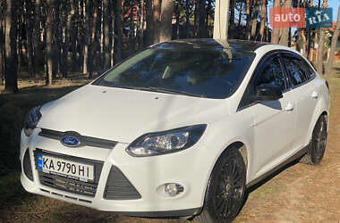 Седан Ford Focus 2012 в 