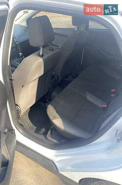 Хэтчбек Ford Focus 2014 в 