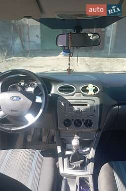 Хэтчбек Ford Focus 2008 в 