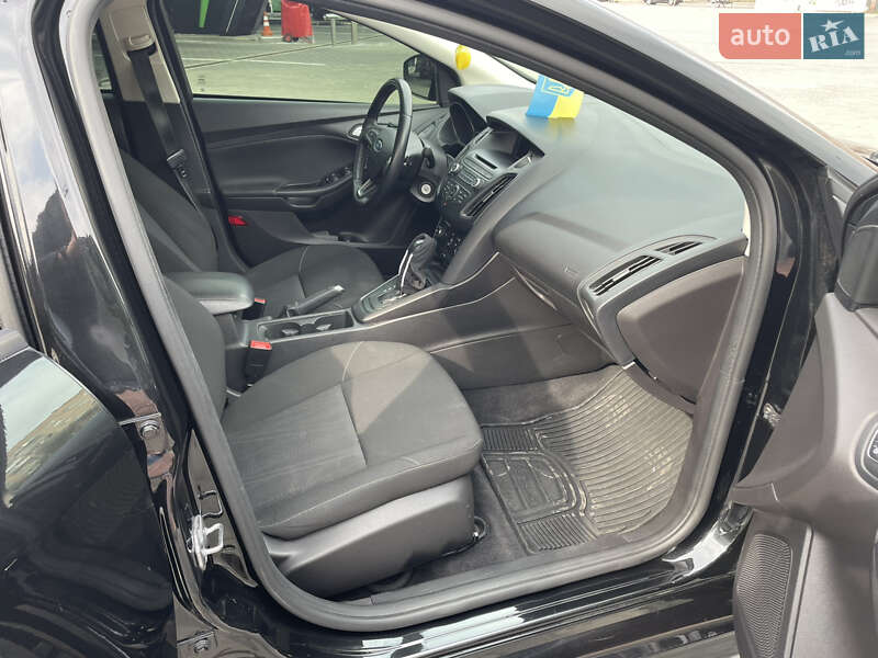 Седан Ford Focus 2015 в Луцьку