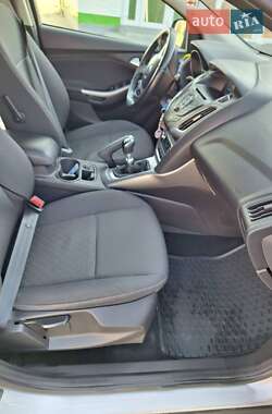Универсал Ford Focus 2014 в 