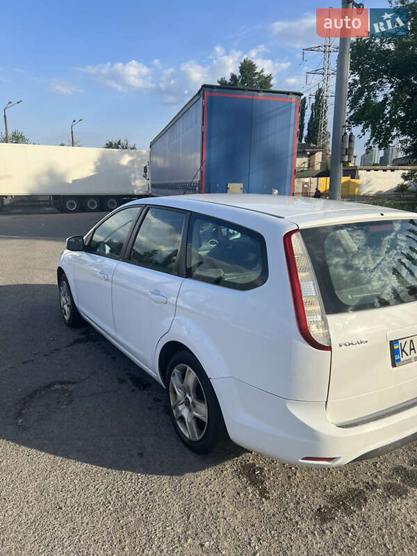 Универсал Ford Focus 2010 в Киеве