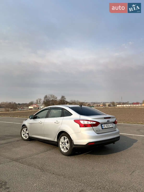 Седан Ford Focus 2011 в Житомире фото 5 Седан Ford Focus 2011 в Житомире
