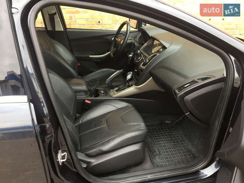 Седан Ford Focus 2012 в Лубнах