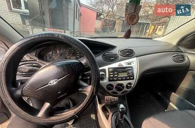 Седан Ford Focus 2003 в 
