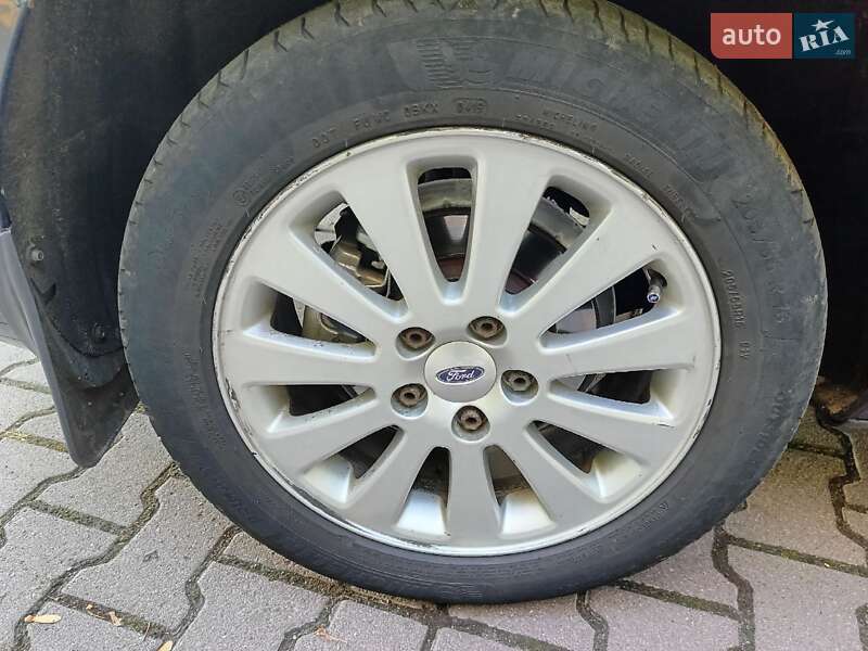 Универсал Ford Focus 2010 в Миргороде фото 9 Универсал Ford Focus 2010 в Миргороде