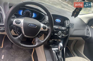 Хэтчбек Ford Focus 2014 в 