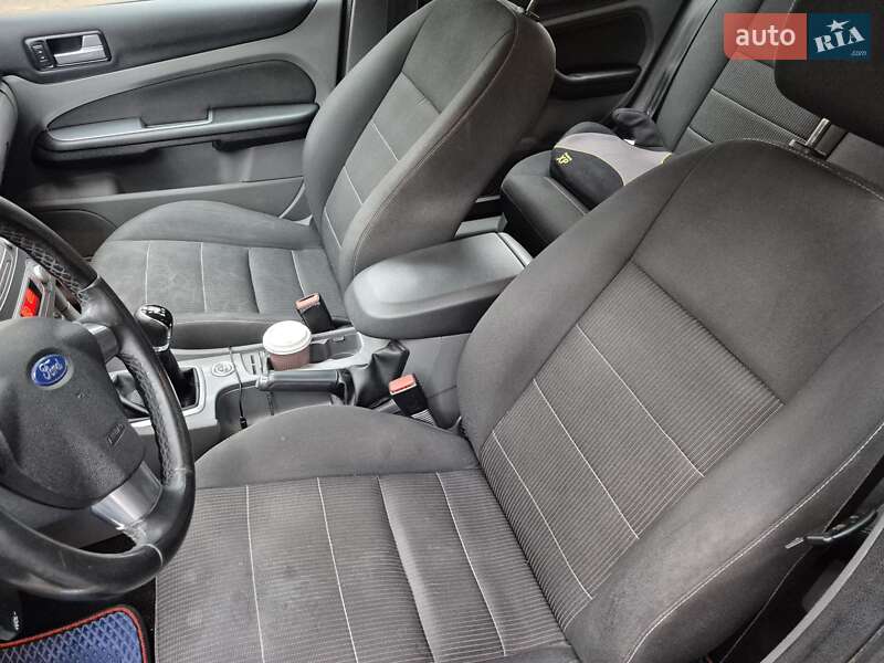Универсал Ford Focus 2009 в Заводском
