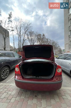 Седан Ford Focus 2005 в 