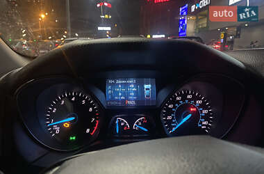 Седан Ford Focus 2013 в 