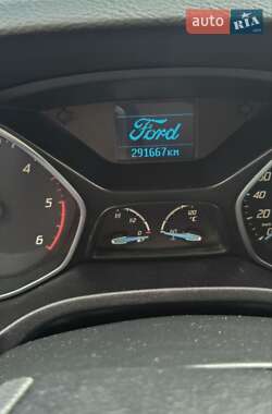 Универсал Ford Focus 2012 в 