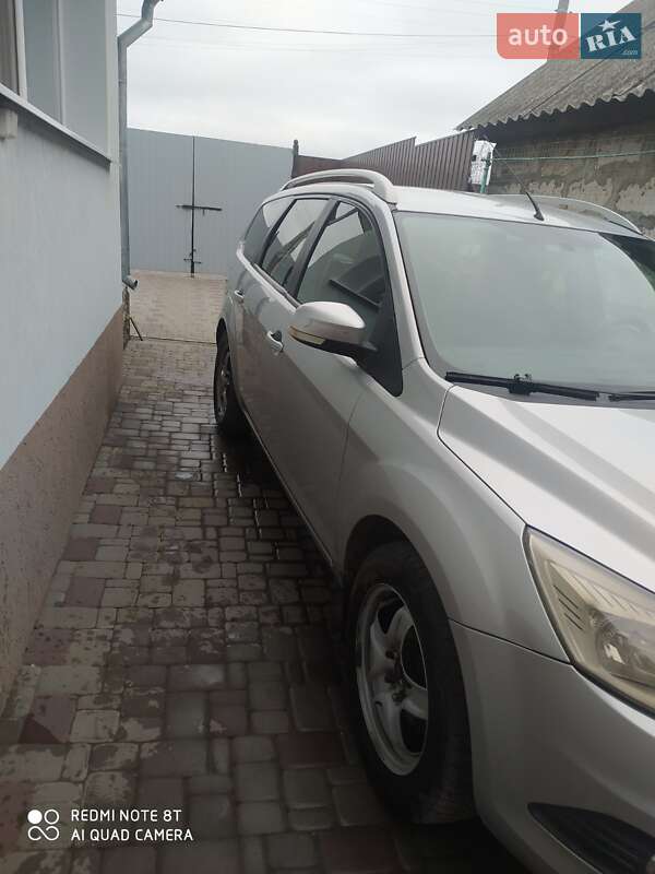 Универсал Ford Focus 2008 в Глухове