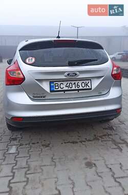 Хэтчбек Ford Focus 2014 в 