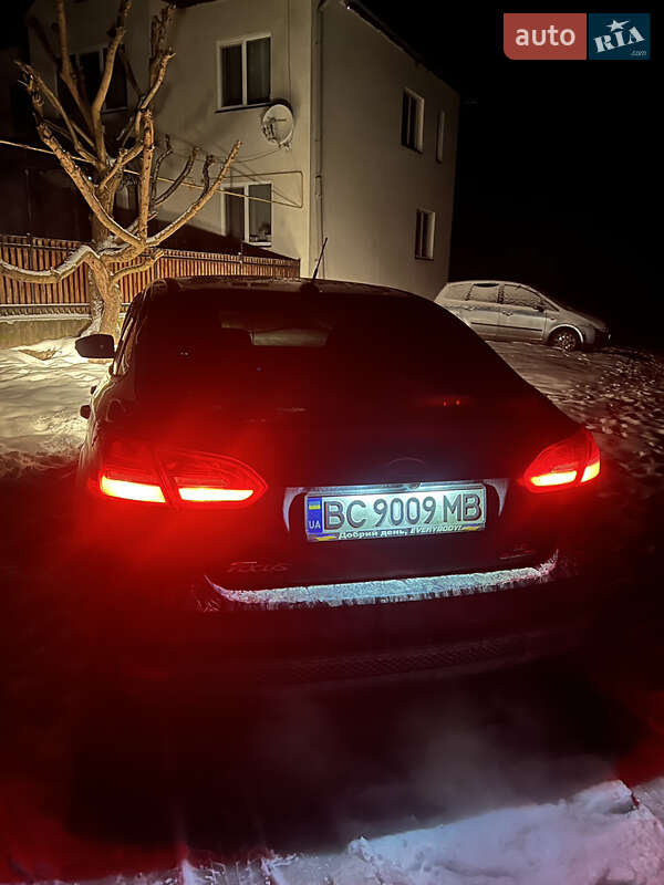 Седан Ford Focus 2015 в Перемышлянах