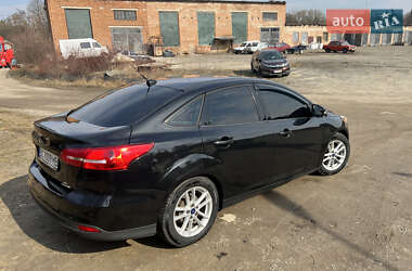Седан Ford Focus 2015 в 