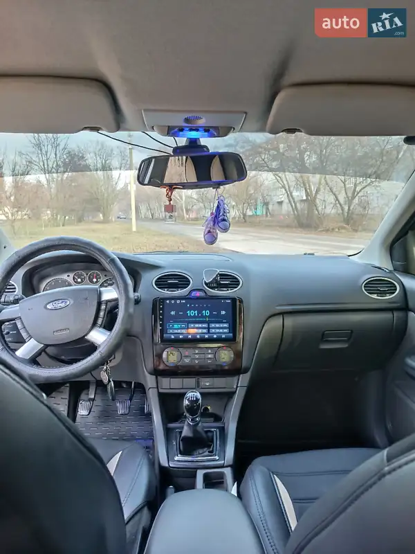 Седан Ford Focus 2006 в 