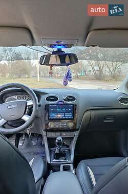Седан Ford Focus 2006 в 
