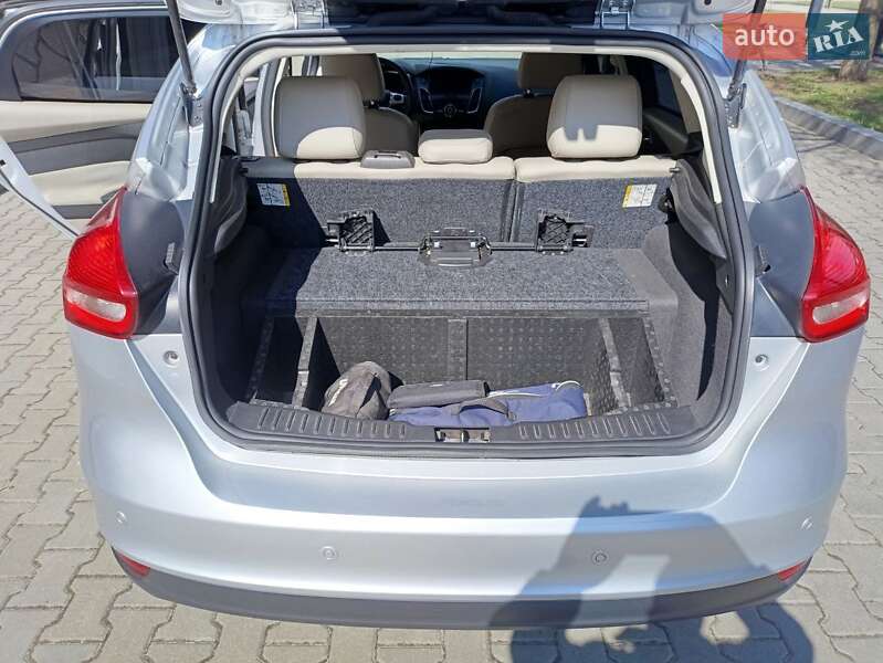 Хэтчбек Ford Focus 2015 в Звягеле
