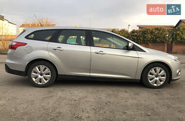 Универсал Ford Focus 2014 в 