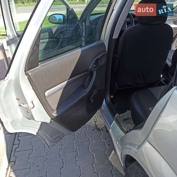 Универсал Ford Focus 2001 в Львове