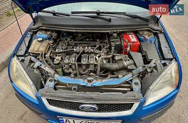 Хэтчбек Ford Focus 2006 в 