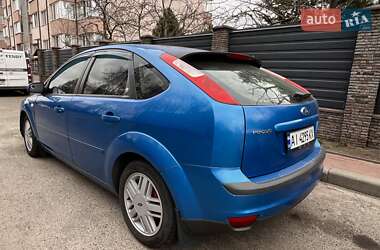 Хэтчбек Ford Focus 2006 в 