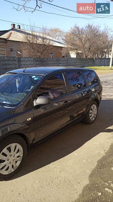 Универсал Ford Focus 2006 в Николаеве фото 21 Универсал Ford Focus 2006 в Николаеве