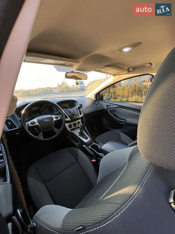 Седан Ford Focus 2011 в Львове