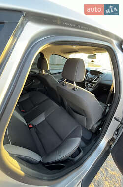 Седан Ford Focus 2011 в 